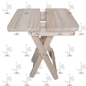Banco plegable asiento cuadrado de 0,30 X 0,30 con patas reforzadas con parantes hecha de madera de pino. Fabricado por JS. Fábrica de muebles.