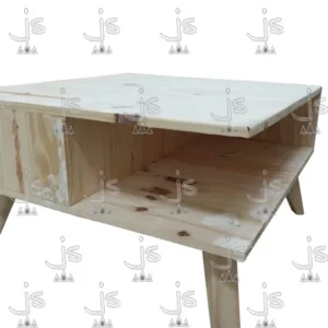 Mesa ratona grande patas retro con un estante hecha de madera de pino. Fabricado por JS. Fábrica de muebles.