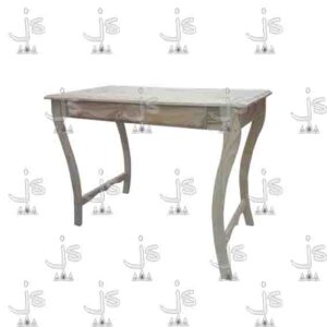 Mesa arrime 0.80x0.50 de patas curvas con patas reforzadas con parantes y un cajón hecho de madera de pino. Fabricado por JS. Fábrica de muebles.