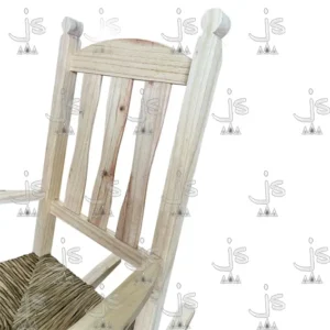 sillón mecedor de junco realizado por js fabrica de muebles