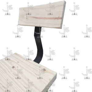 taburete cuadrado con respaldo de hierro fabricado en madera de pino por js muebles fabrica de muebles y carpinteria mayorista y minorista en san fernando