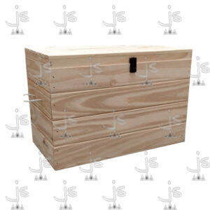 Baul Recto de 0,60 con cerradura hecho de madera de pino. Fabricado por JS. Fábrica de muebles.
