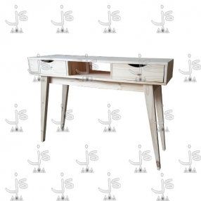 Escritorio patas retro de 1,20 con dos cajones y un estante en el medio hecho de madera de pino. Fabricado por JS. Fábrica de muebles.