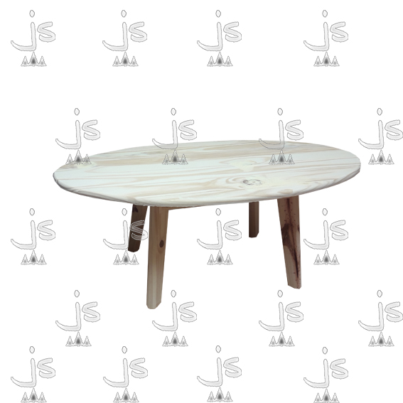 Mesa ratona oval con cuatro patas hecho de madera de pino. Fabricado por JS. Fábrica de muebles.