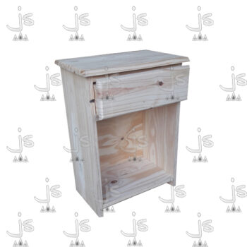 Mesa De Luz Eco Recta con un cajón y un estante hecho de madera de pino. Fabricado por JS. Fábrica de muebles.
