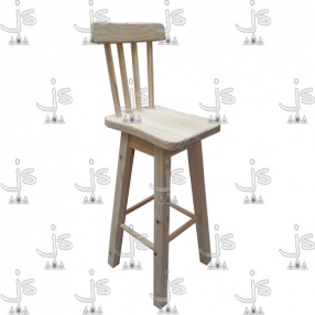Taburete con respaldo de cuatro fajas y asiento cuadrado hecho de madera de pino. Fabricado por JS. Fábrica de muebles.