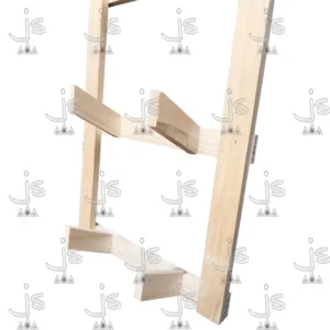 Perchero Pared Escandinavo vertical con seis perchas hecho de madera de pino. Fabricado por JS. Fábrica de muebles.