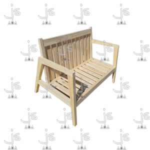 Sillon Nordico Doble de cuatro patas hecho de madera de pino. Fabricado por JS. Fábrica de muebles.