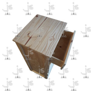 Chifonier super eco con cinco cajoneras reforzado hecho de madera de pino. Fabricado por JS. Fábrica de muebles.