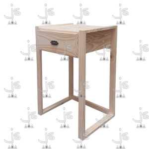 Mesa De Luz Malibu con un cajón hecha de madera de pino. Fabricada por JS. Fábrica de muebles.