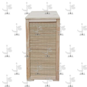 guardaropa de junco y madera fabricado con madera de pino y paneles tejidos en junco por js fabrica de muebles y carpinteria en san fernando