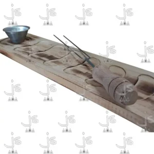 Combo Tabla choricera fabircada en madera de pino y tenedor choricero de hierro fabricado por JS Fabrica de Muebles y carpinteria en san fernando