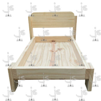 Camita para mascotas hecho de madera de pino. Fabricado por JS. Fábrica de muebles.