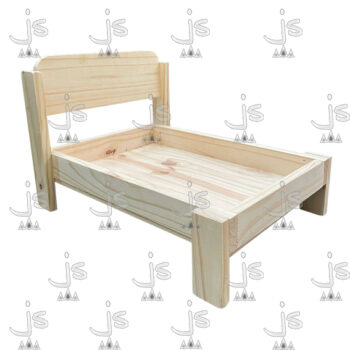 Camita para mascotas hecho de madera de pino. Fabricado por JS. Fábrica de muebles.